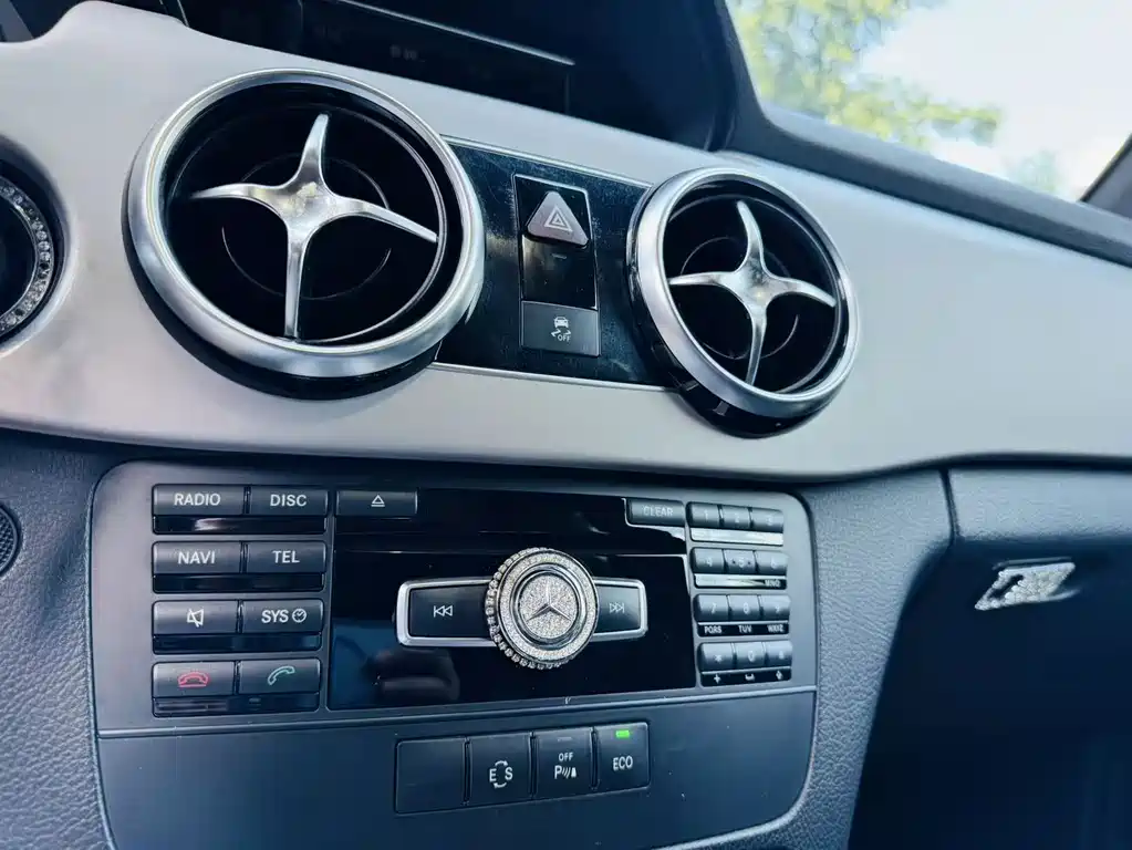 Mercedes-Benz GLK-Class 2015 — фото 15