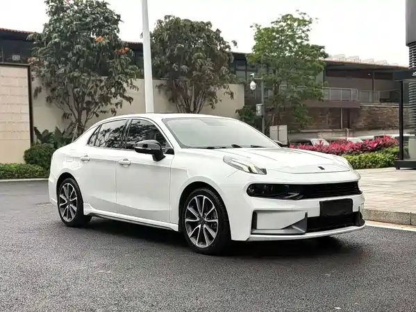 Lynk & Co 03 2019