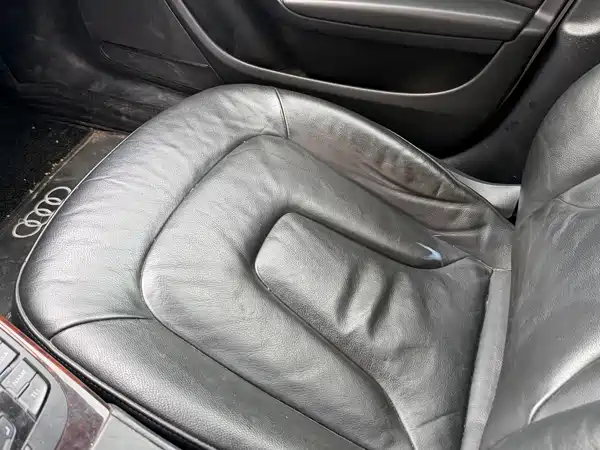 Audi A4L 2011