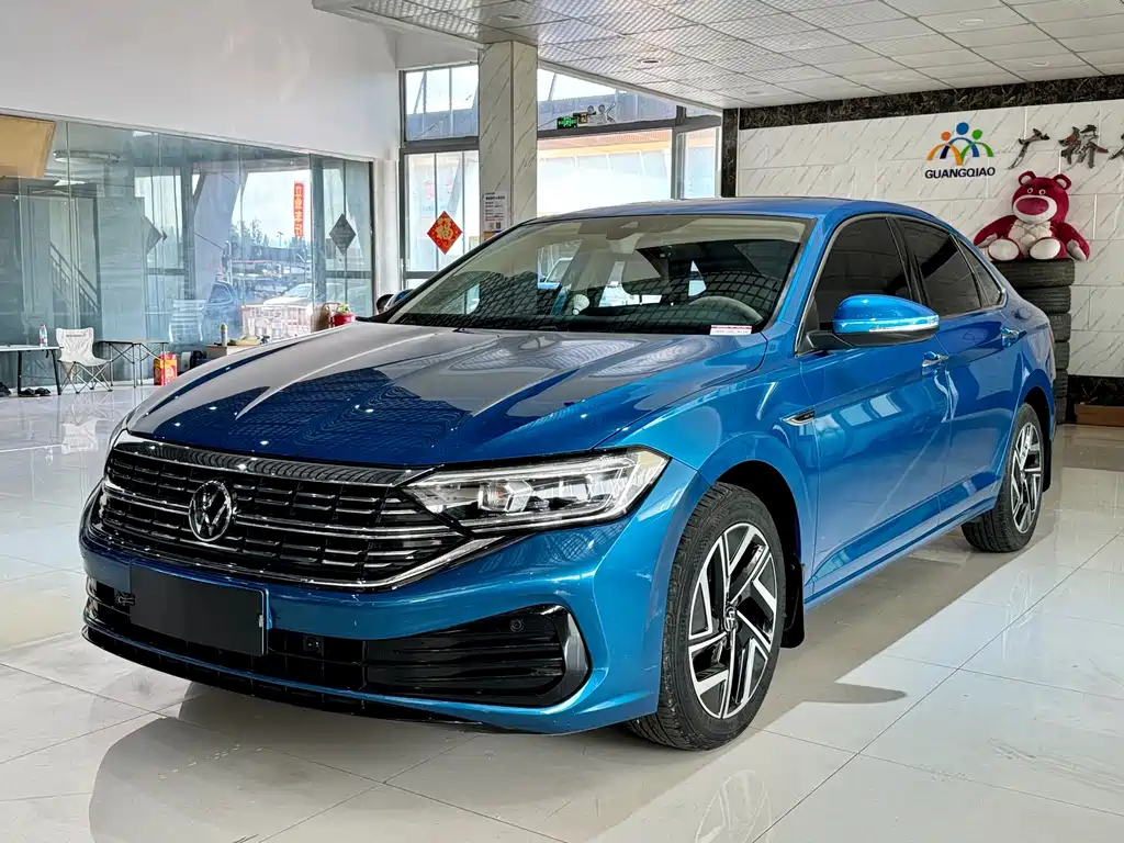 Volkswagen Sagitar 2022