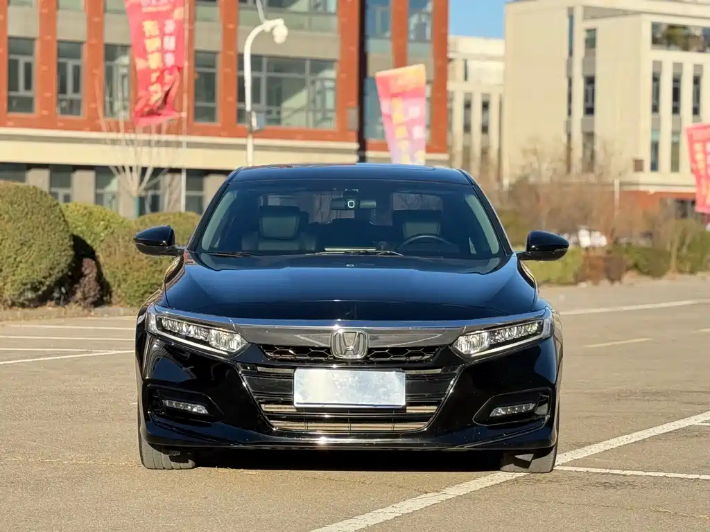 Honda Accord 2021 — фото 2