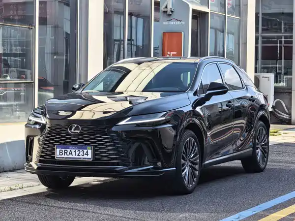 Lexus RX 2024