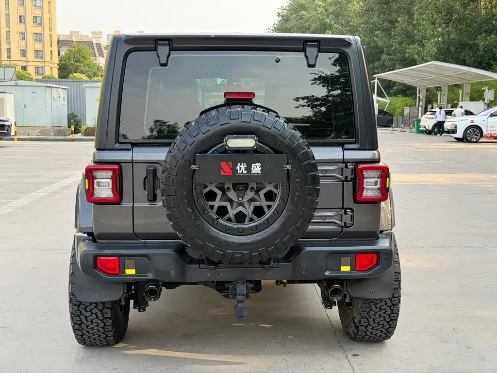Jeep Wrangler 2020 — фото 8