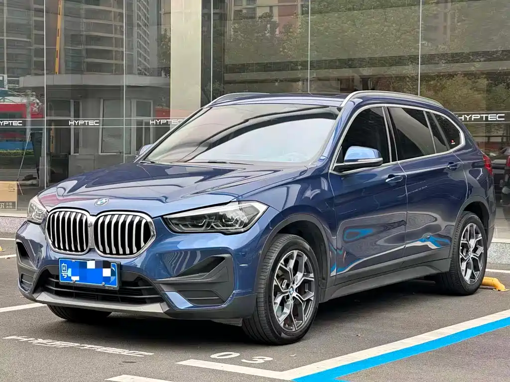 BMW X1 2021 — фото 2