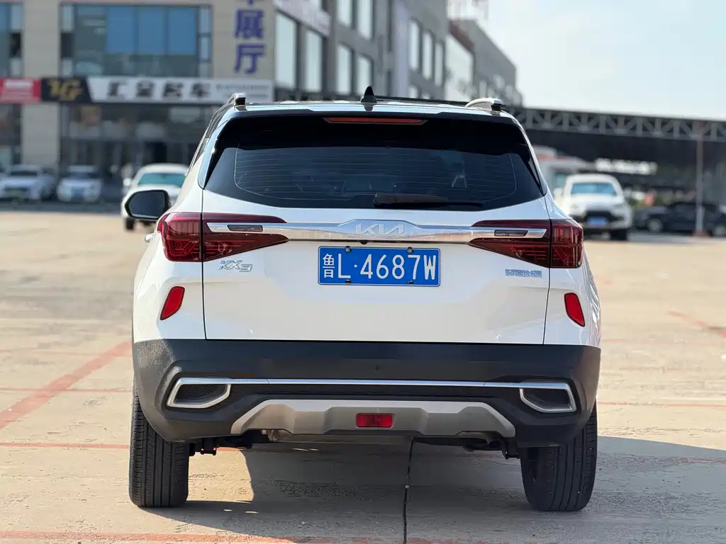 Kia KX3 2022 — фото 4