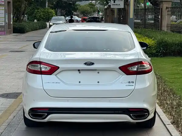 Ford Mondeo 2013