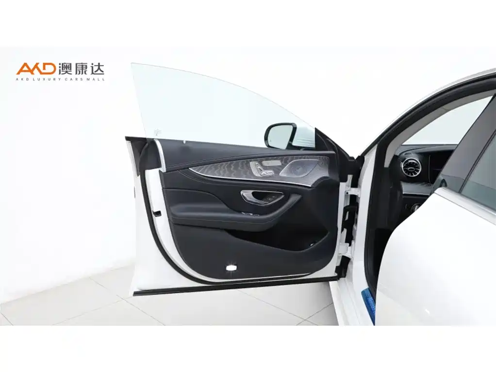 Mercedes-Benz CLS 2021 — фото 10