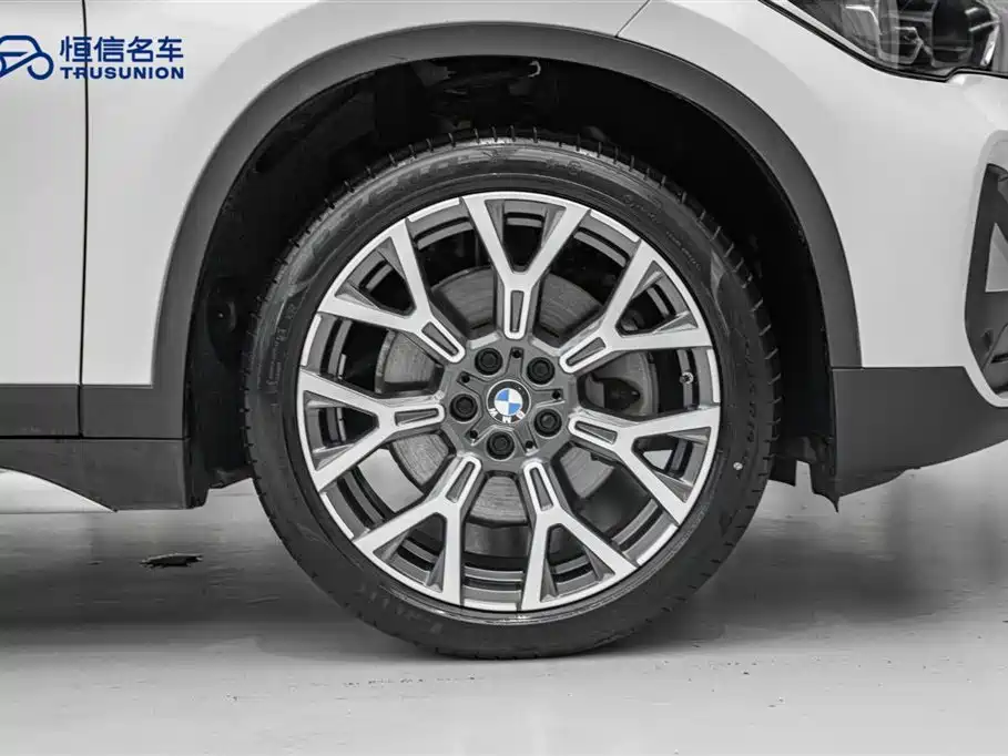 BMW X1 2021 — фото 11