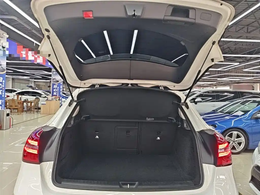 Mercedes-Benz GLA 2019 — фото 19