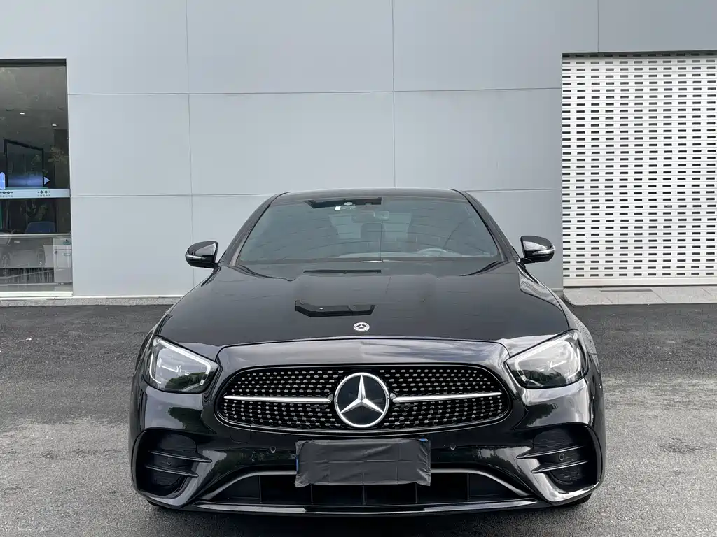 Mercedes-Benz E-Class 2022 — фото 2