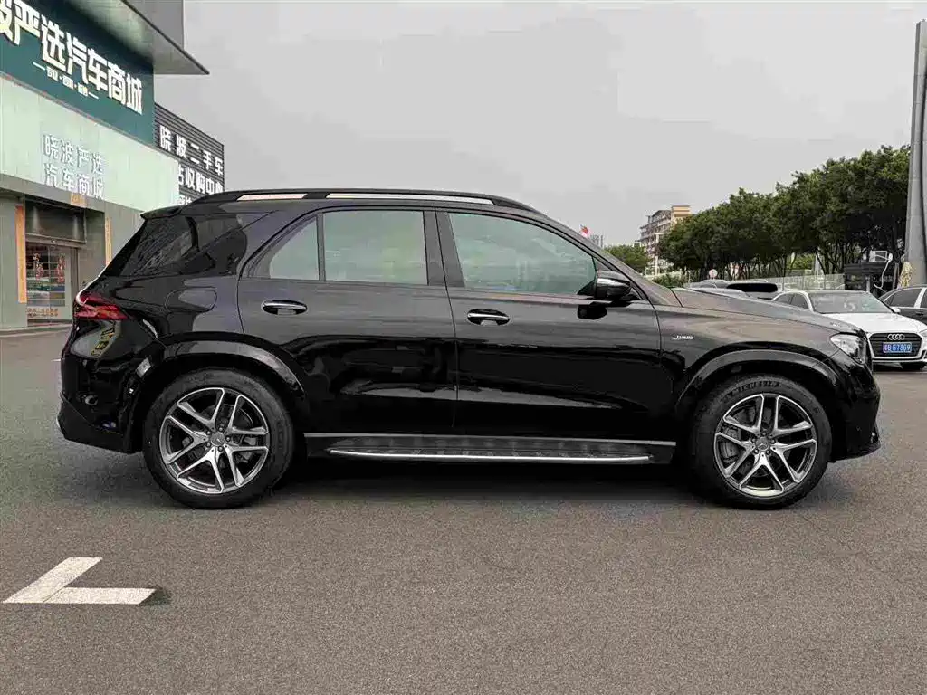 Mercedes-Benz GLE AMG 2024 — фото 4