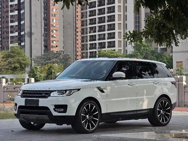 Land Rover Range Rover Sport 2016