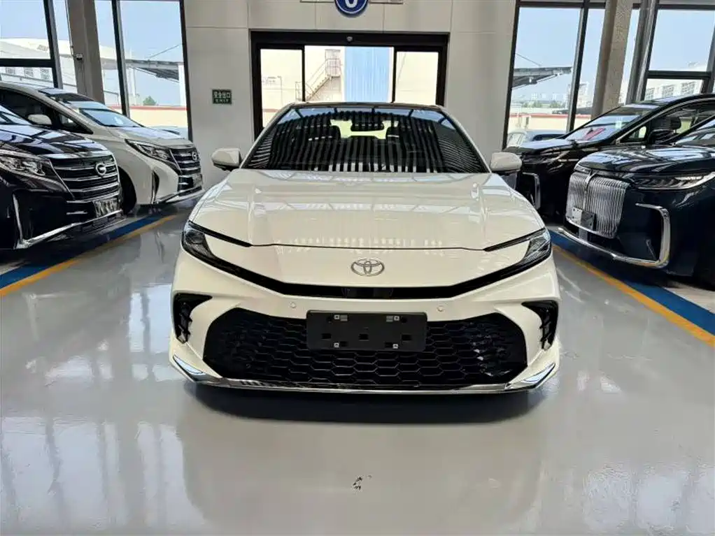 Toyota Camry 2024