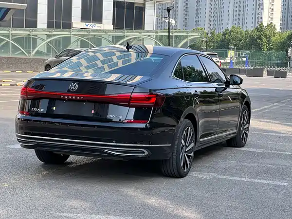 Volkswagen Passat 2024