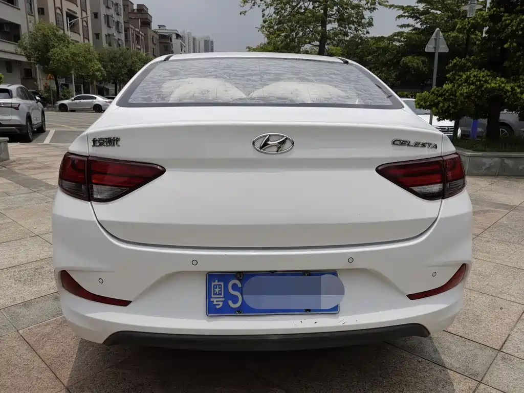 Hyundai Elantra 2018