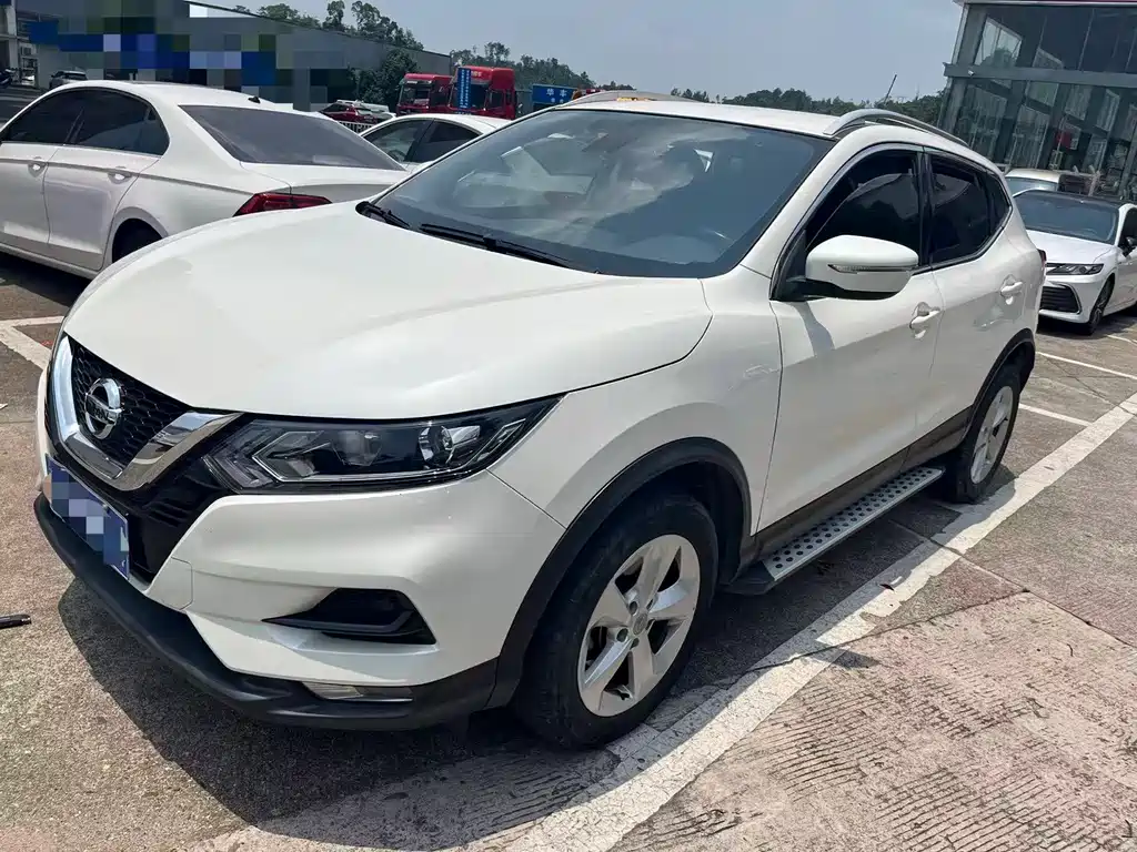 Nissan Qashqai 2022 — фото 1