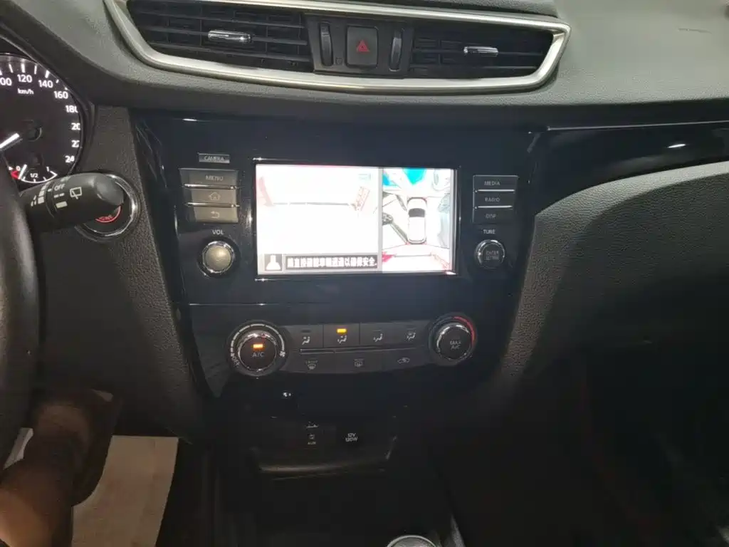 Nissan Qashqai 2018 — фото 13