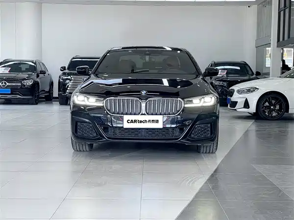 BMW 5 Series 2023
