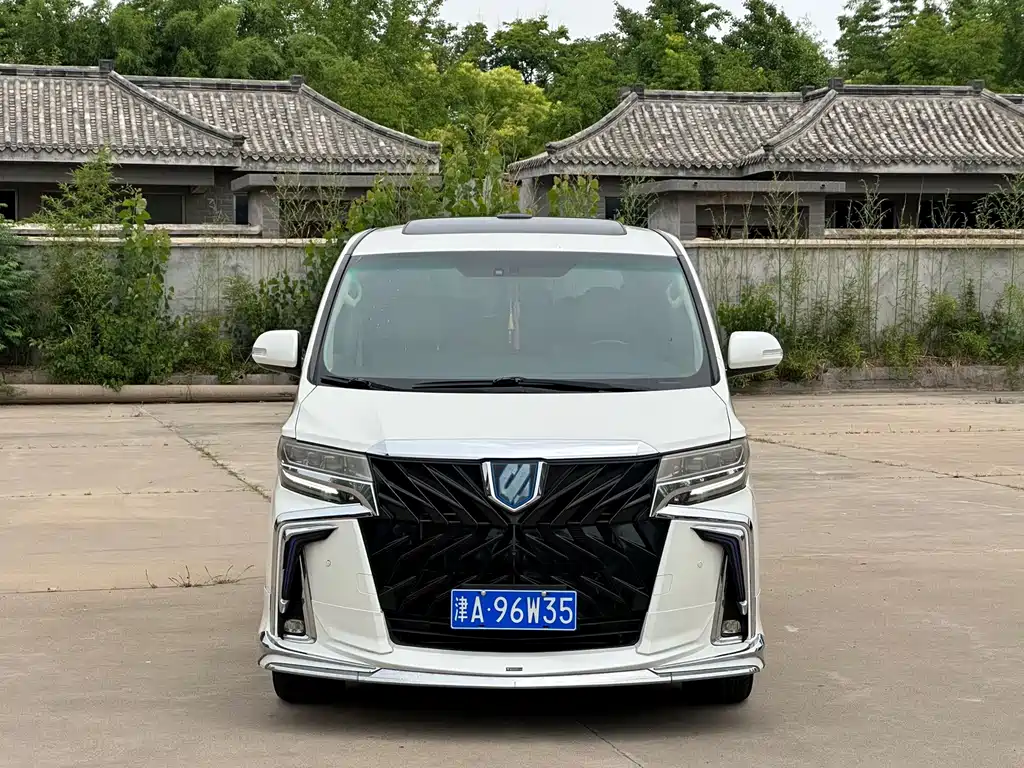 Toyota Alphard 2011 — фото 2