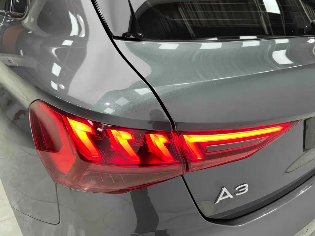 Audi A3 2022 — фото 19