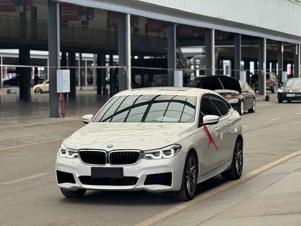 BMW 6 Series GT 2020 — фото 1