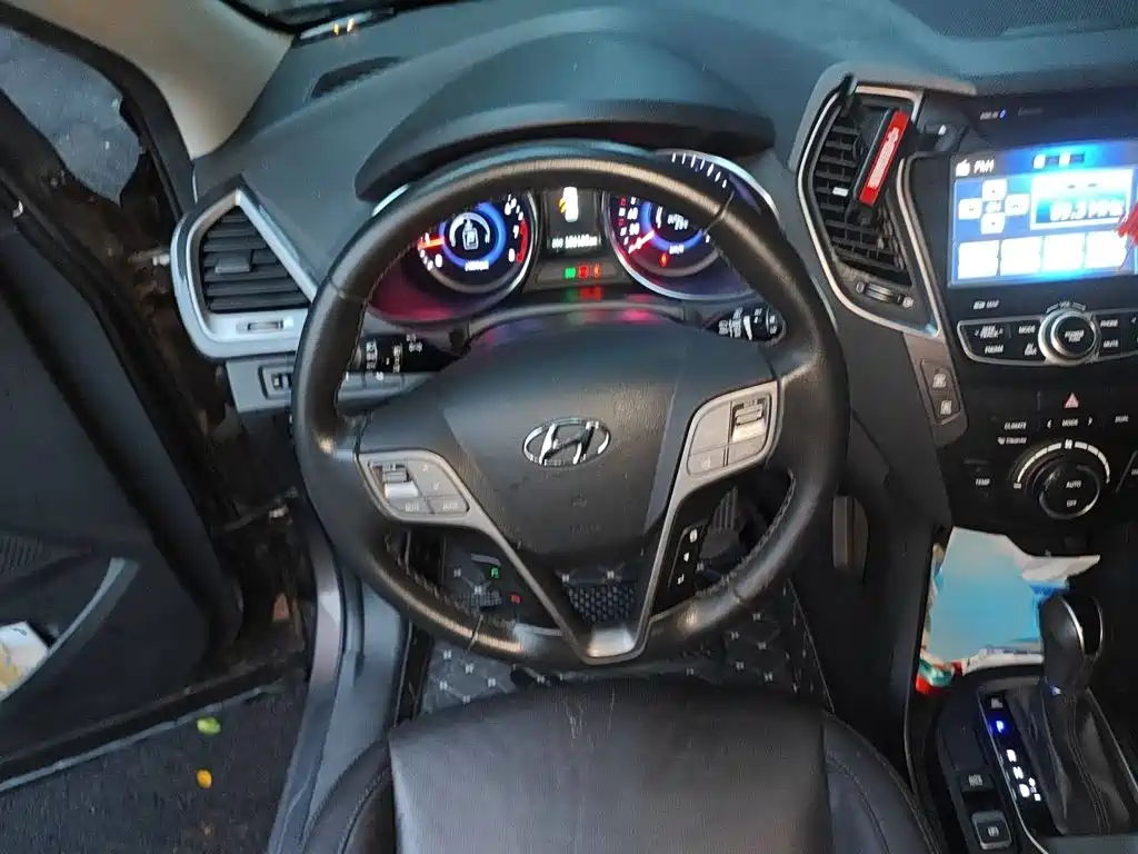 Hyundai Santa Fe 2016 — фото 3