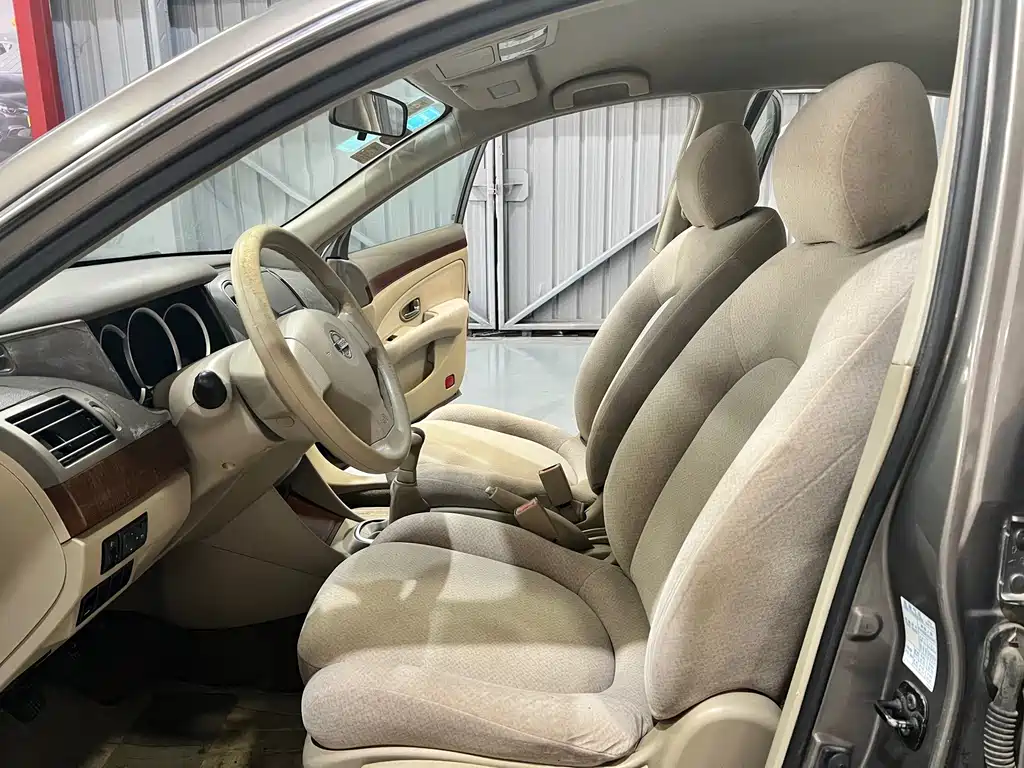 Nissan Sylphy 2011