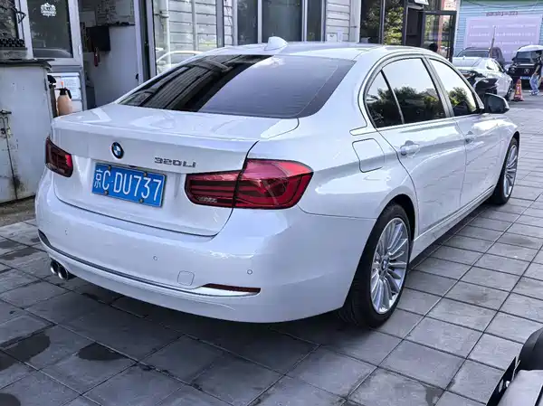 BMW 3 Series 2018