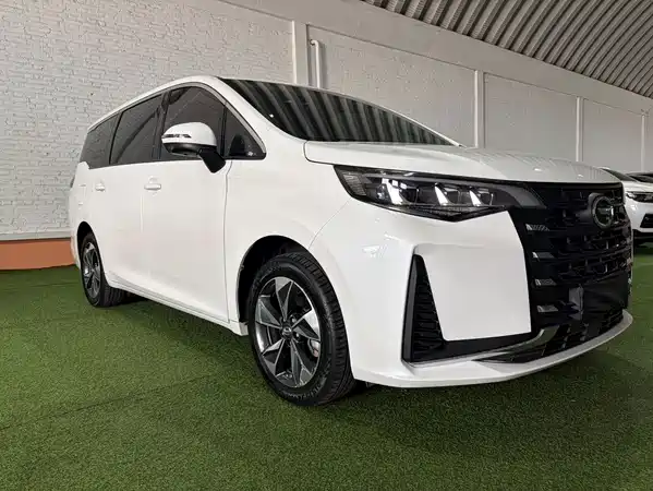 GAC Trumpchi M6 2022