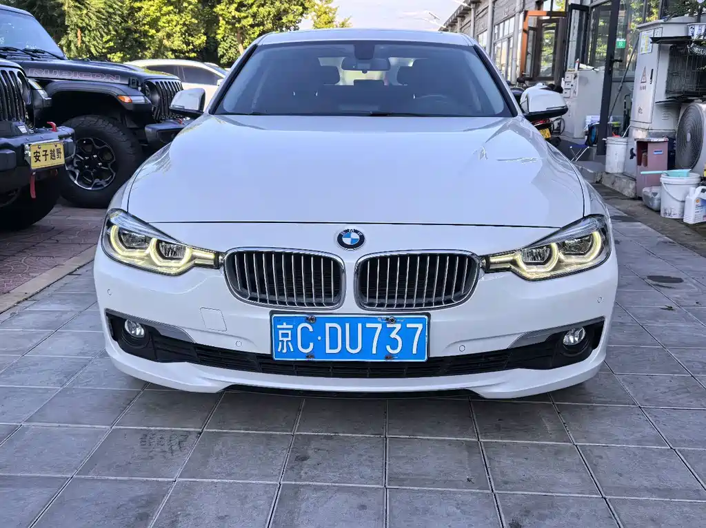 BMW 3 Series 2018 — фото 2