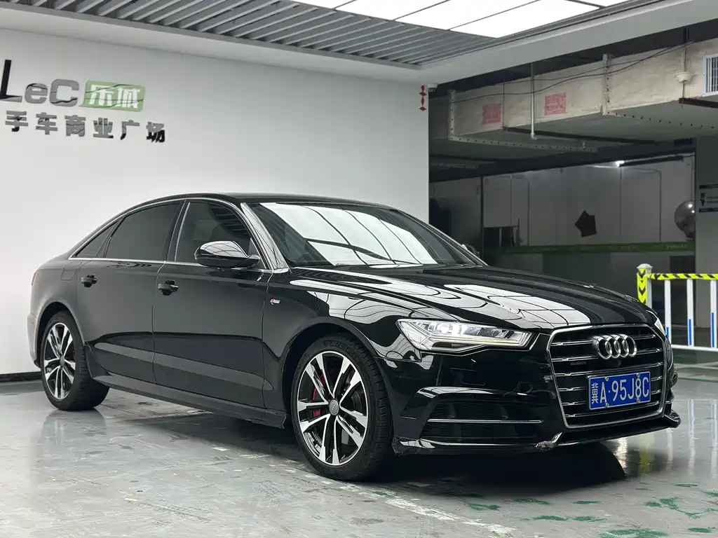 Audi A6L 2018 — фото 2