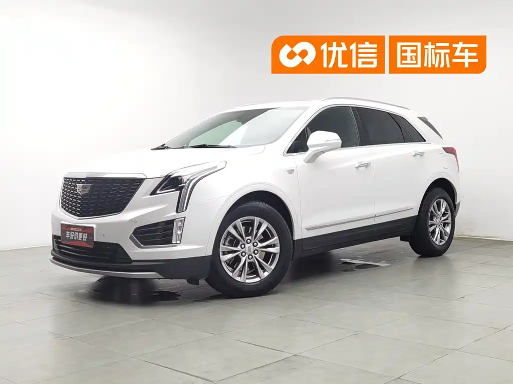 Cadillac XT5 2021 — фото 1