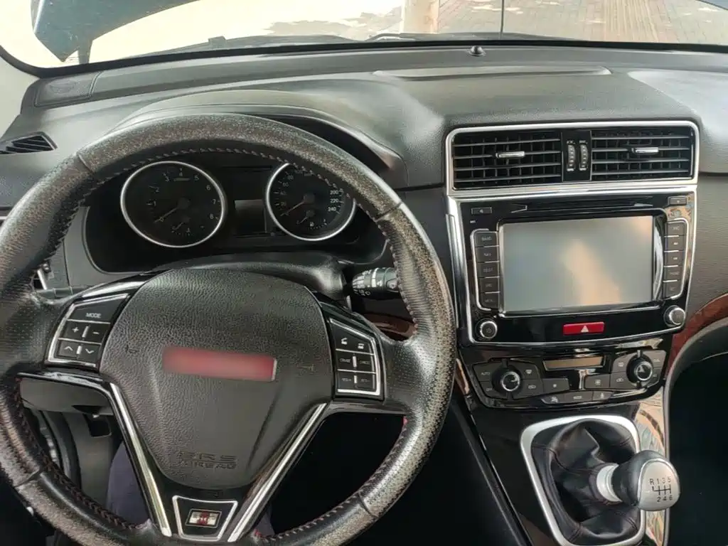 Haval H6 2015 — фото 10