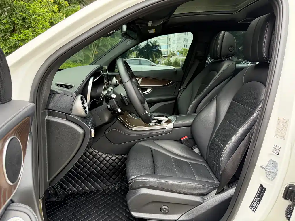 Mercedes-Benz GLC 2019