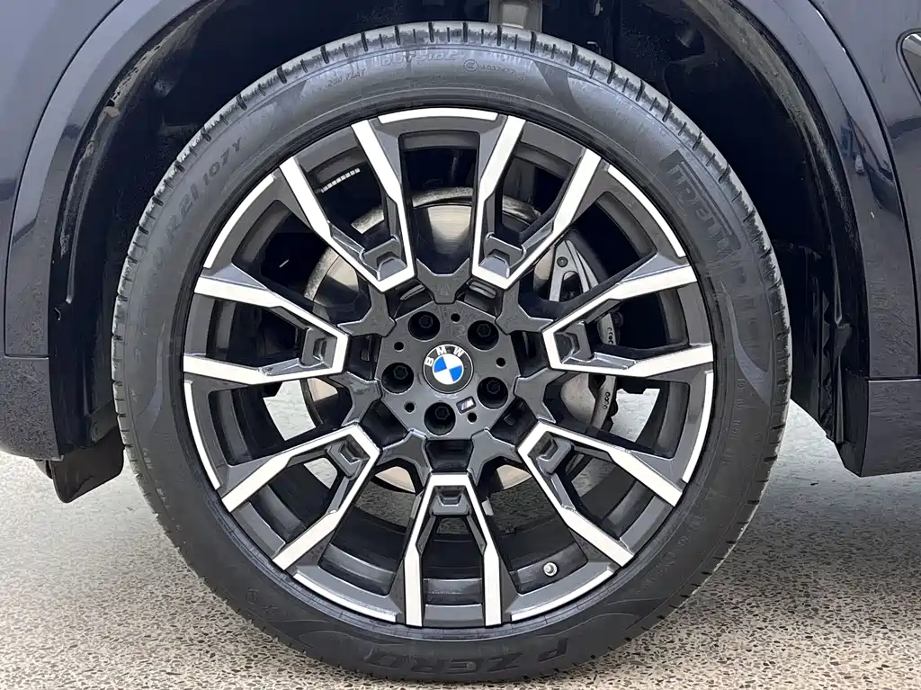 BMW X5 2025 — фото 9