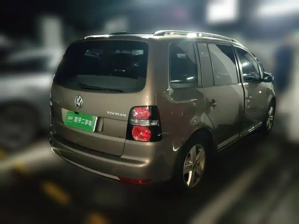 Volkswagen Touran 2014