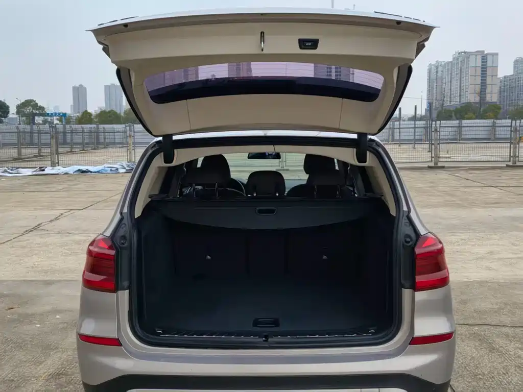 BMW X3 2018 — фото 17