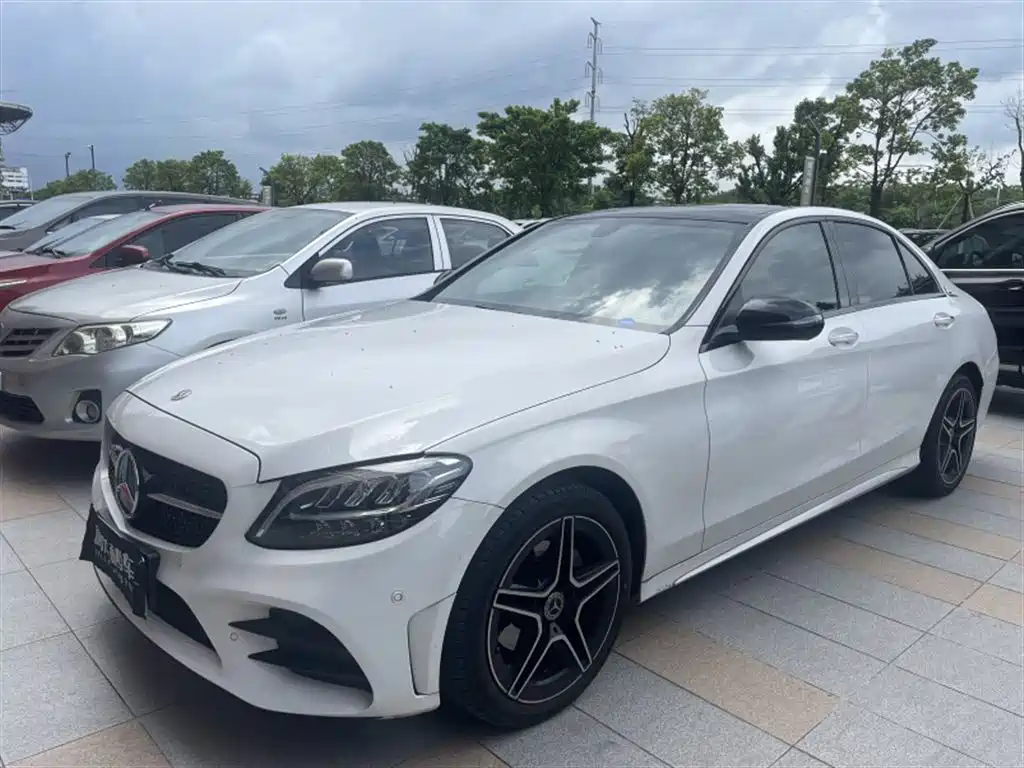 Mercedes-Benz C-Class 2022 — фото 1