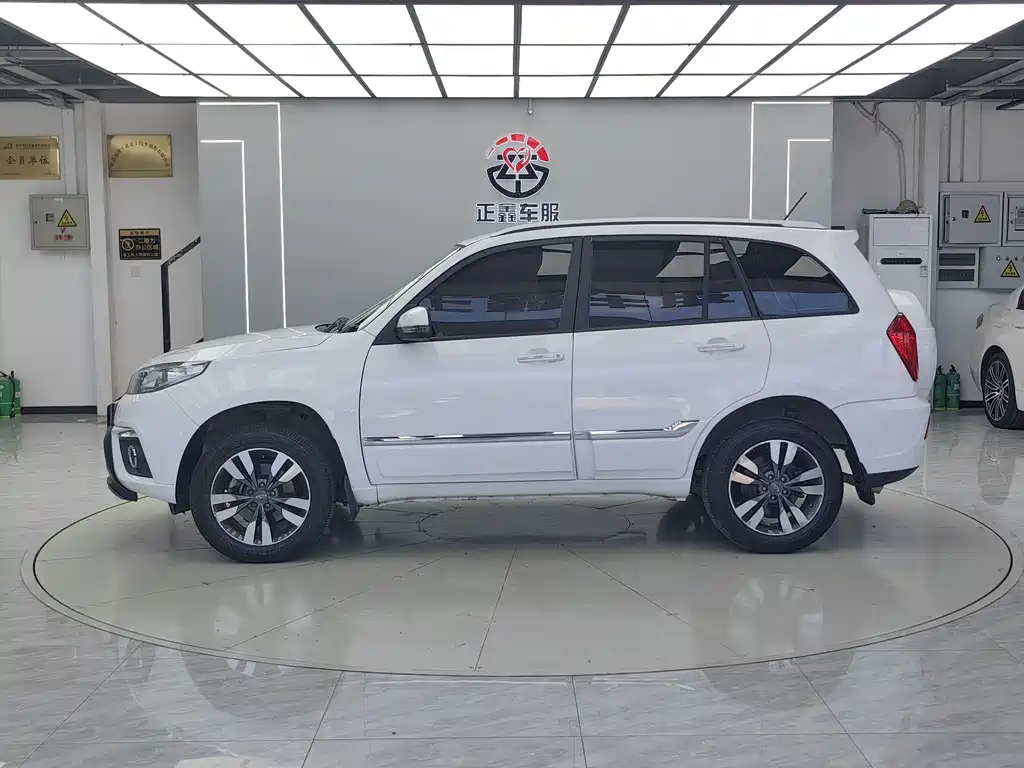 Chery Tiggo 3 2018 — фото 4