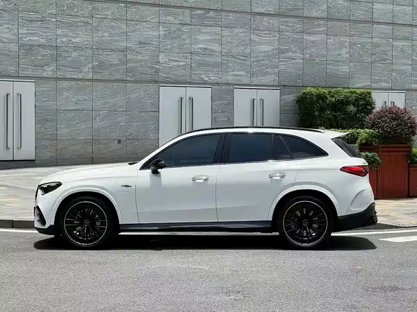 Mercedes-Benz GLC AMG 2026