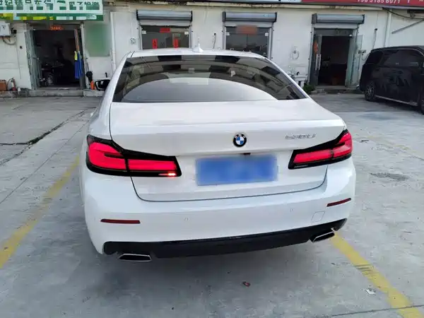 BMW 5 Series 2021