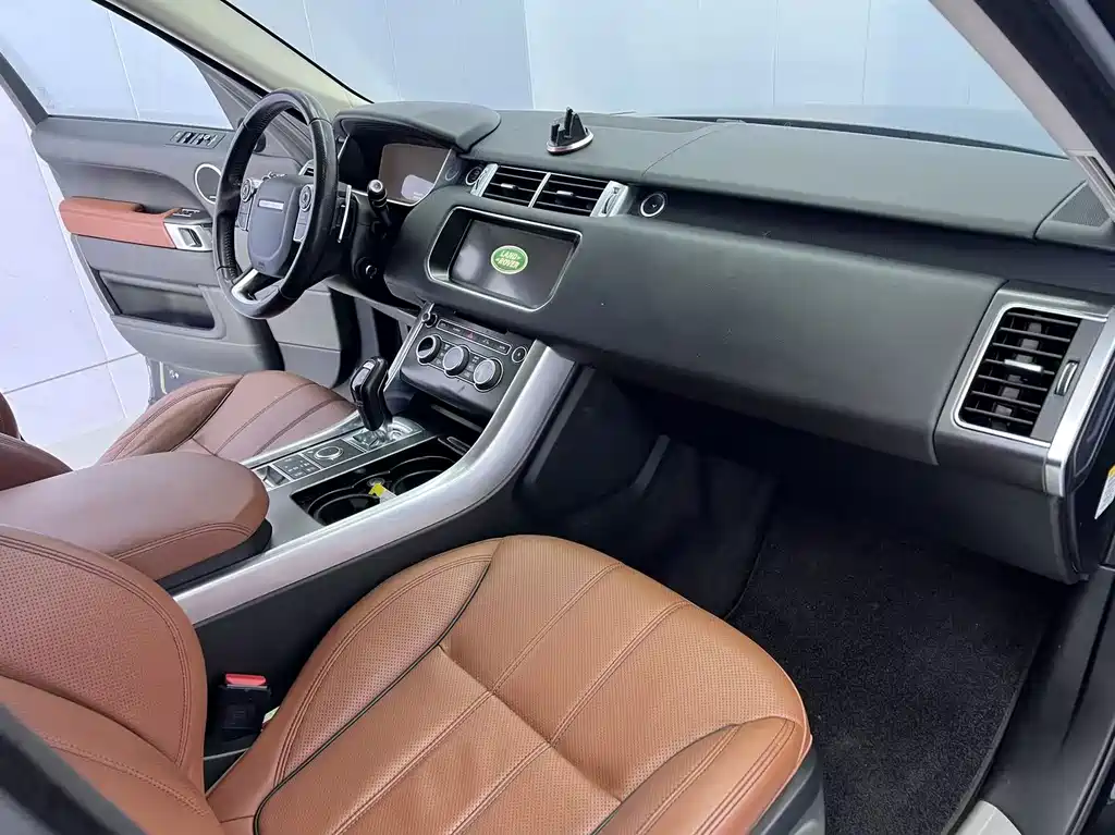 Land Rover Sport 2017 — фото 10