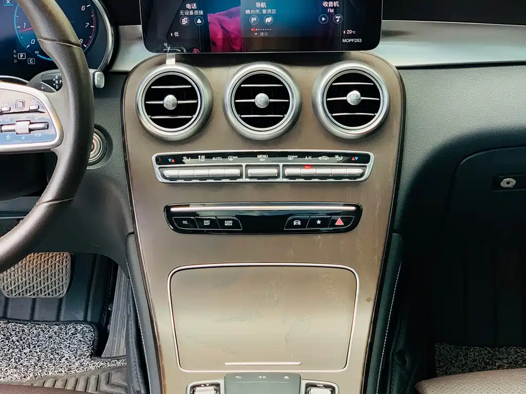 Mercedes-Benz GLC 2021 — фото 17