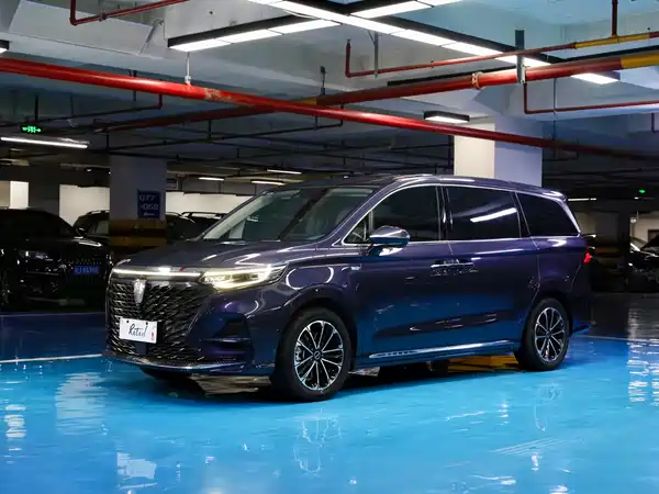 Roewe iMAX8 2021