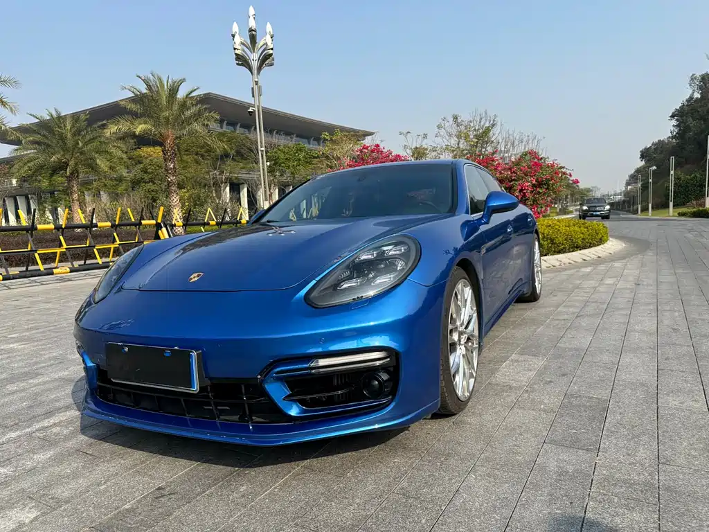 Porsche Panamera 2015 — фото 3