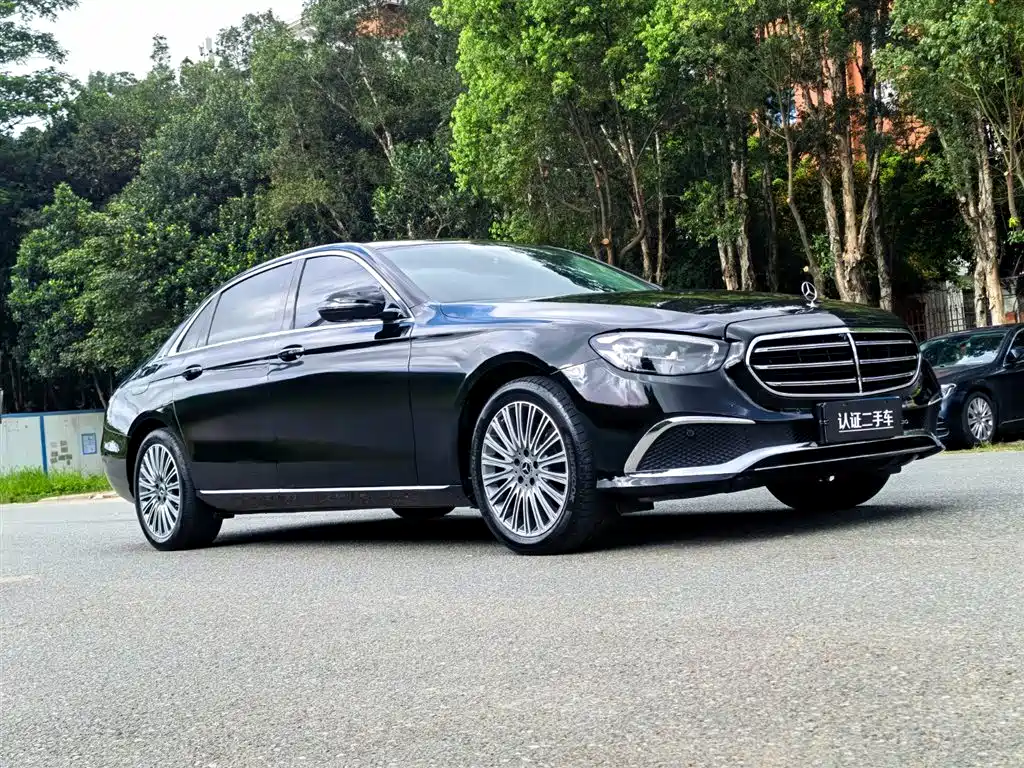 Mercedes-Benz E-Class 2021 — фото 3
