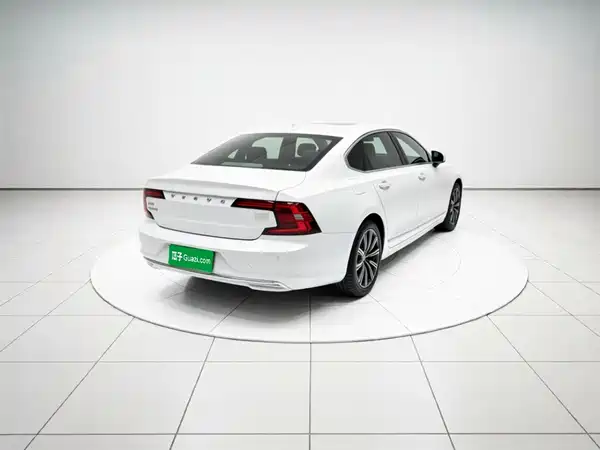 Volvo S90 2020