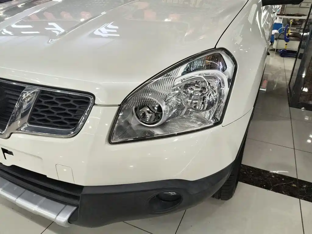 Nissan Qashqai 2014