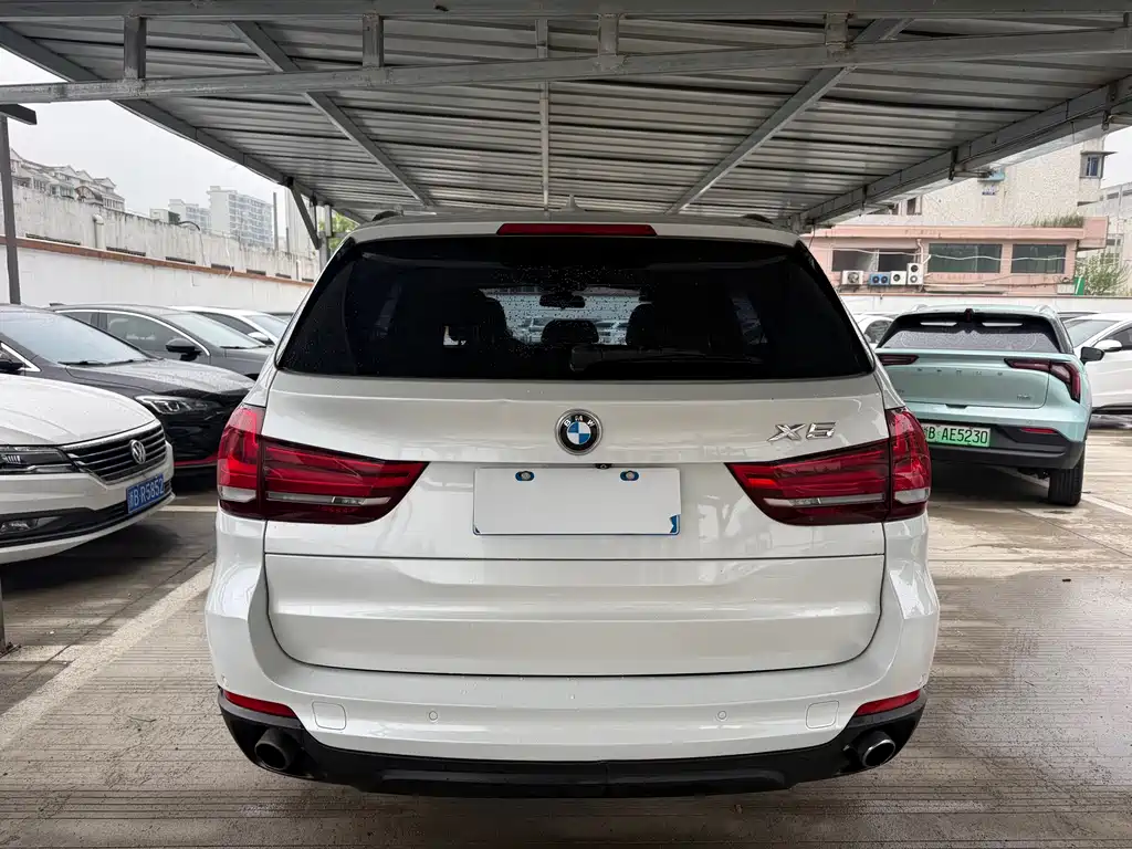 BMW X5 2015 — фото 11