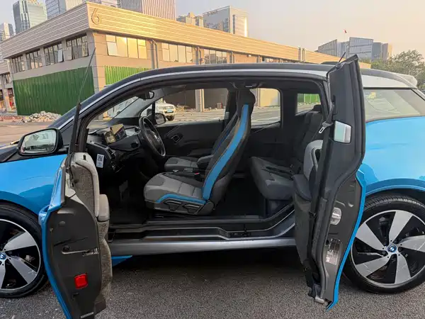 BMW i3 2019